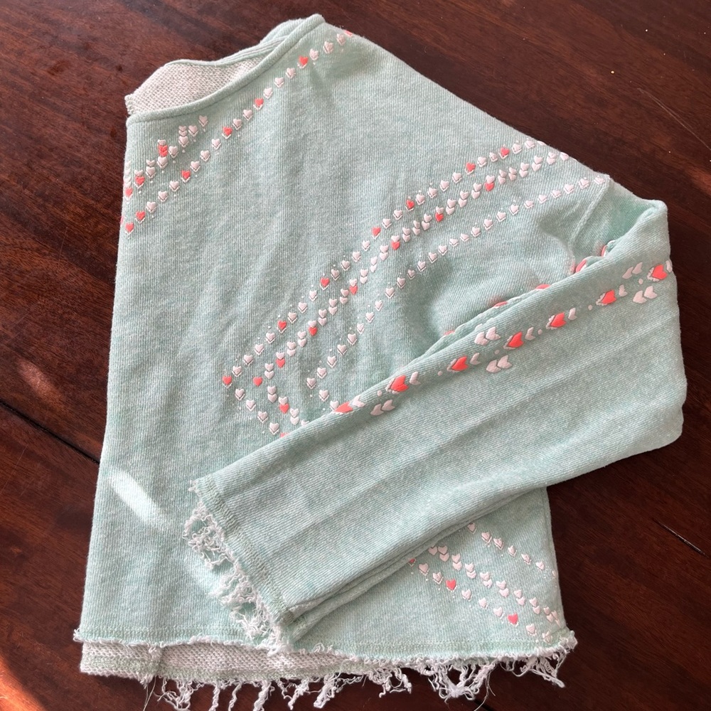 Cropped long sleeve top